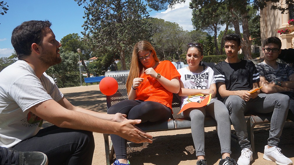 Can Europa reúne a más de 70 jóvenes colomenses para preparar sus prácticas Erasmus+