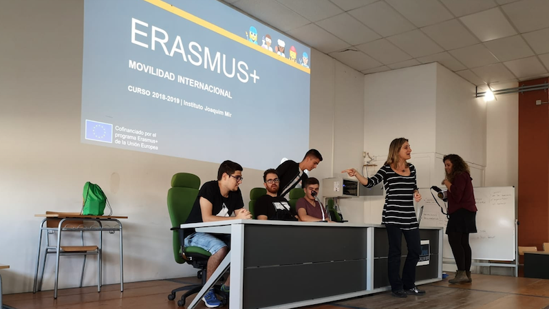 Round of Erasmus + VET interviews at IES Joaquim Mir. Who will leave for Erasmus?