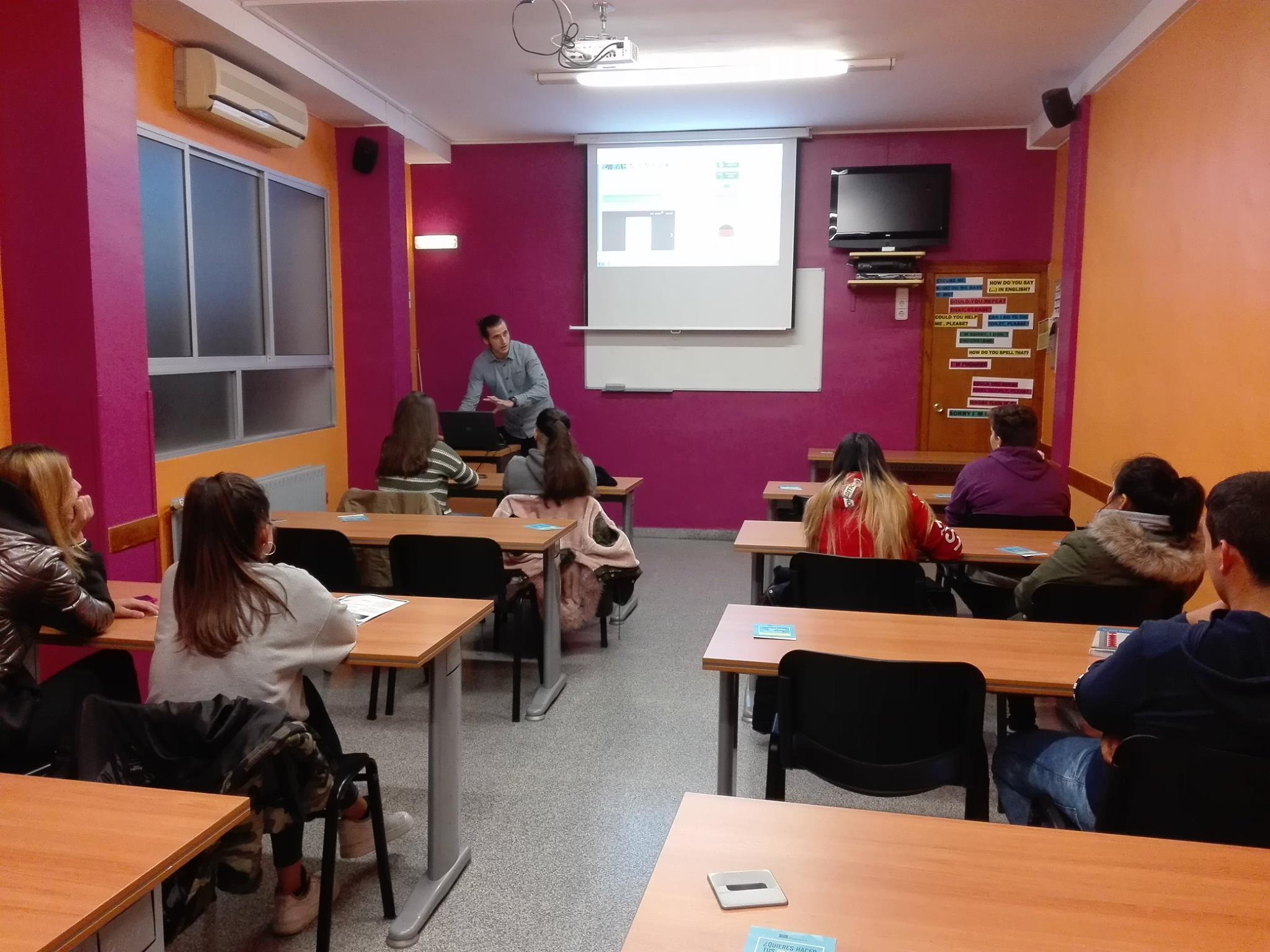 Round of Erasmus + VET interviews at the Alaún Training Center. Who will leave for Erasmus?
